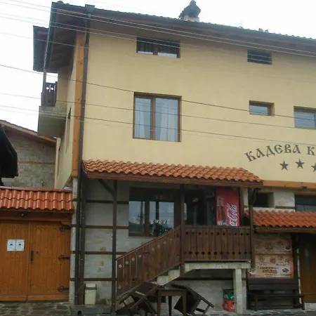 Hotel Kadeva House - Pajoko