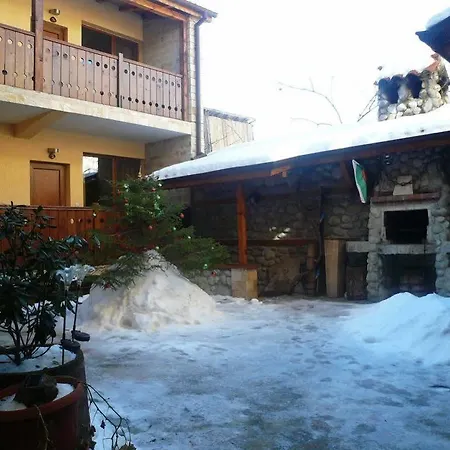 Kadeva House - Pajoko