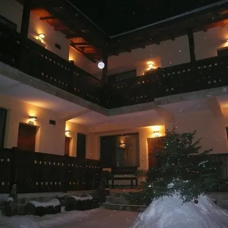 Хотел Kadeva House - Pajoko 3*