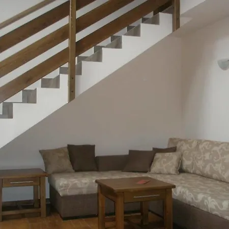 Kadeva House - Pajoko Bansko