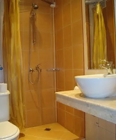 Kadeva House - Pajoko 3*